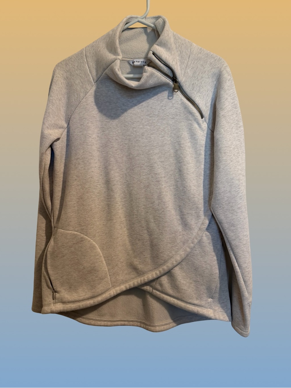 Athleta Cozy Karma Asym Sweatshirt in  Toasted Heather Sz Small Petite
